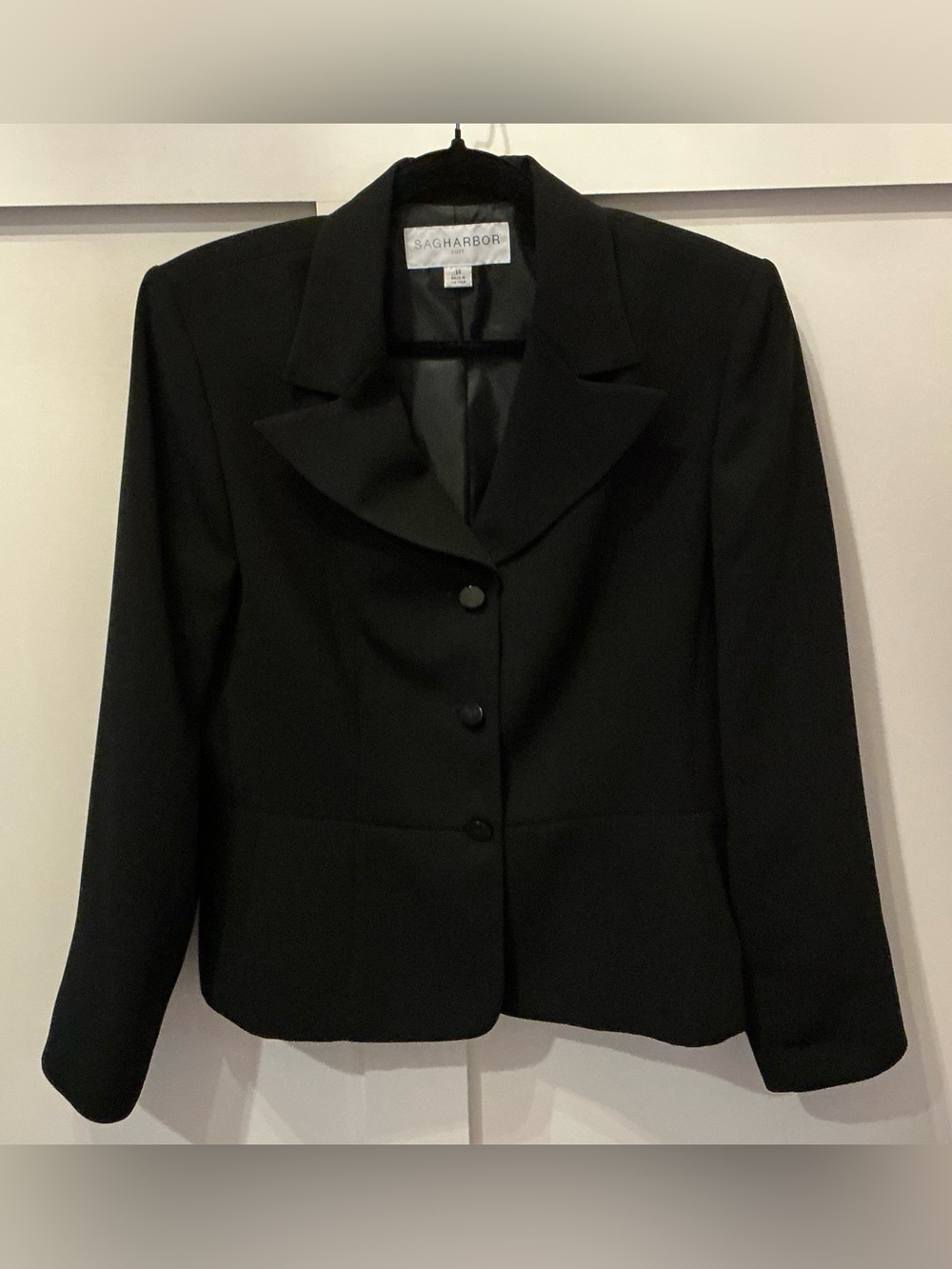 Vintage Sag Harbor Black Blazer Size 14 Shoulder Pads
